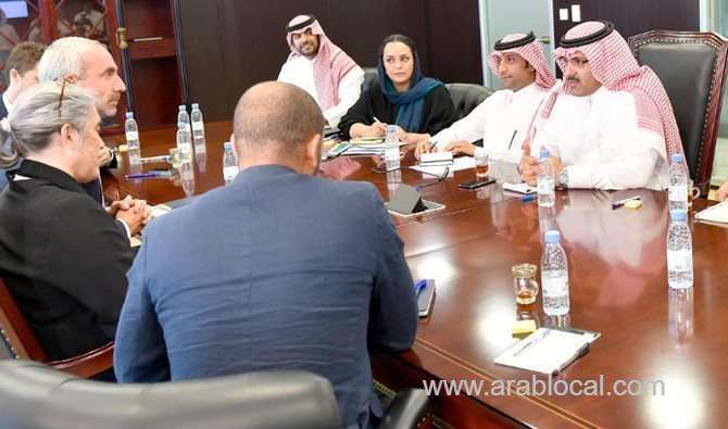 saudi-ambassador-to-yemen-meets-doctors-without-borders-saudi