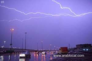 schools-closed-in-jeddah-on-sunday-as-adverse-weather-conditions_UAE