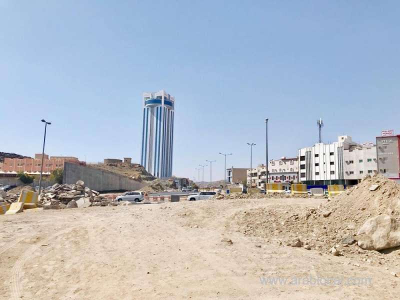 work-on-the-flyover-known-as-jisr-al-dalal-in-downtown-taif-has-been-stalled-saudi