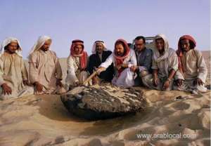 national-geographic-team-visited-a-meteorite-site-52-years-ago_UAE