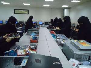 saudi-working-women-given-sr800-monthly-transport-assistance_UAE
