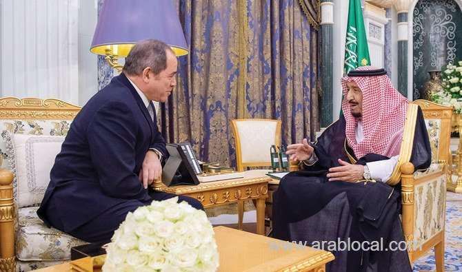 king-salman-receives-algerian-foreign-minister-saudi