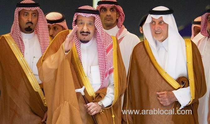 king-salman-arrives-in-jeddah-saudi