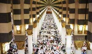 saudi-arabia-facilitates-umrah-procedures-for-qatari-pilgrims_UAE