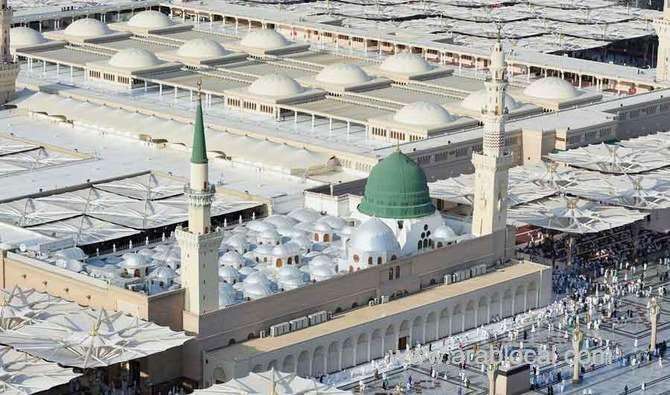 1,300-volunteers-helping-pilgrims-at-prophet’s-mosque-saudi