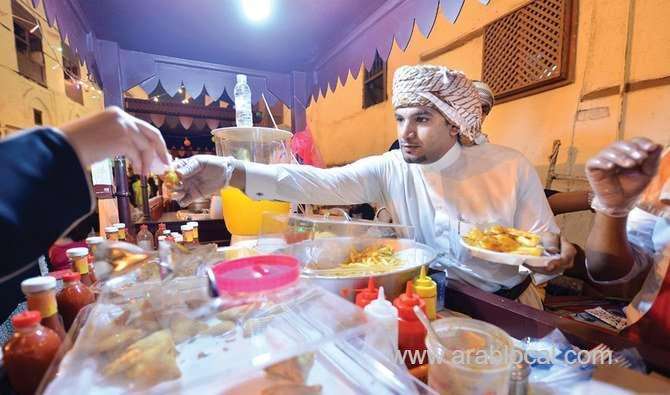 ramadan-sparks-competition-among-young-vendors-in-jeddah-saudi