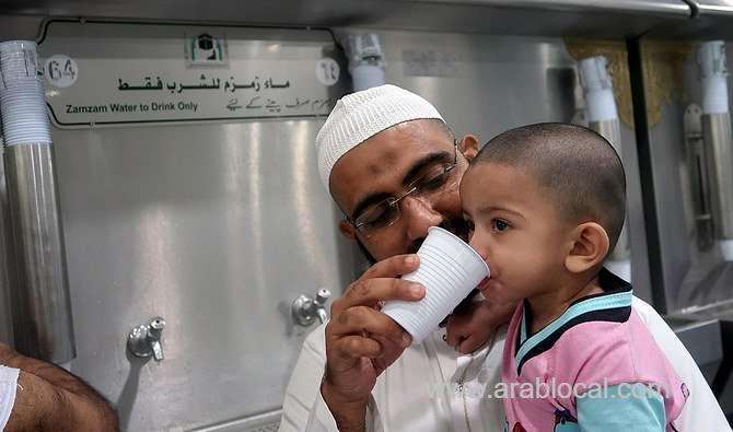 rise-in-makkah-grand-mosque’s-quota-of-zamzam-water-saudi