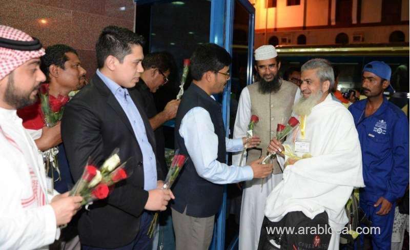 1st-group-of-indian-haj-pilgrims-arrive-in-makkah-saudi