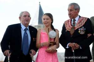 swedish-teenage-climate-activist-honored-in-france_UAE