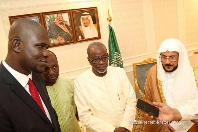 gambian-minister-visited-the-king-fahd-complex-for-printing-the-holy-quran-saudi