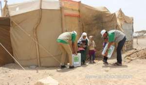 king-salman-humanitarian-aid-and-relief-centre-distributed-2,000-cartons-of-dates-in-yemen's-marib_saudi