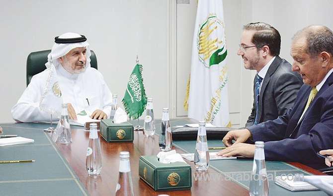 british-envoy-praises-ksrelief-for-‘outstanding’-humanitarian-work-saudi