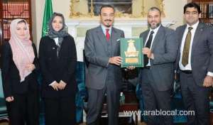 saudi-envoy-to-uk-receives-kau-students_UAE