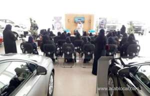 44-saudi-women-on-the-inspection-of-cars-and-other-mechanic-aspects_saudi