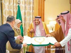 king-salman-on-received-singaporean-president-of-halimah-yacob-in-riyadh_UAE