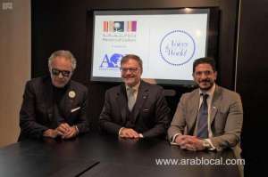 saudi-ministry-signs-partnership-with-classical-singer-andrea-bocelli_UAE