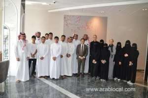 ceo-of-neom-project-met-the-first-batch-of-scholarship-students_UAE