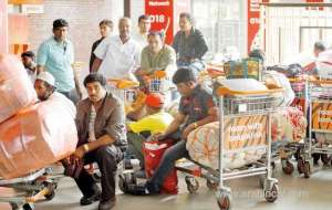 saudi-arabia-deports-120-more-bangladeshis_UAE