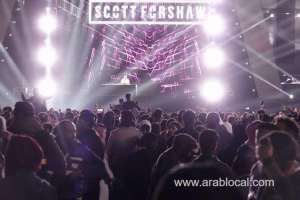 high-octane-formula-e-entertainment-woos-crowd-off-the-track_UAE