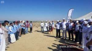 umluj-governor-launches-red-sea-beach-cleaning-project_UAE