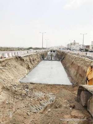rains-add-to-the-misery-of-residents-of-makkah-district_UAE