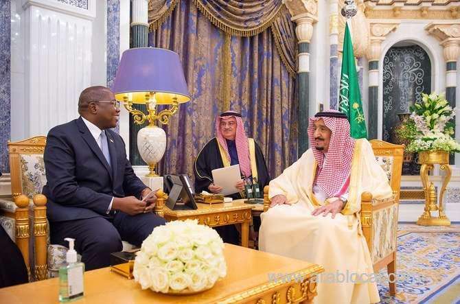 king-salman-receives-prime-minister-of-eswatini-saudi