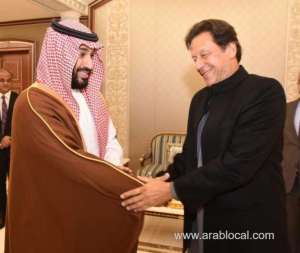 pakistan-pm-imran-khan-arrives-in-saudi-meets-crown-prince_UAE