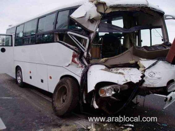 indian-tourists-among-6-killed-in-egypt-bus-crash-saudi