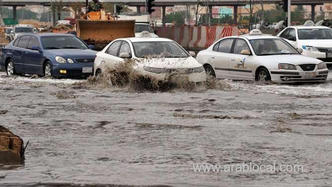 heavy-rains-lashed-eastern-province--saudi