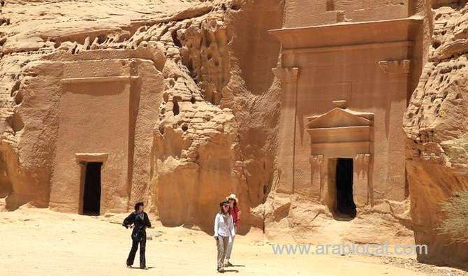 saudi-arabias-new-visa-policies-boost-tourist-numbers-saudi