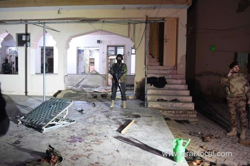 15-dead-in-pakistan-mosque-bombing-police-saudi