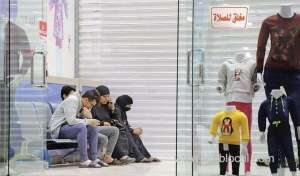 an-ongoing-debate-shops-closing-for-prayer-in-saudi-arabia_UAE
