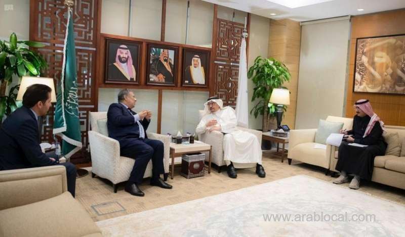 moe-meets-with-a-number-of-ambassadors-to-the-kingdom-saudi