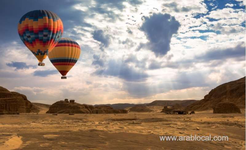 -saudi-arabia-won-guinness-world-records--longest-hot-air-balloon-glow-show-saudi