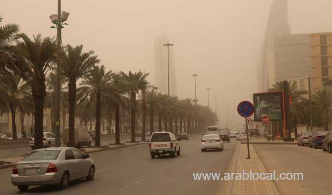 sandstorms-shrouded-the-saudi-capital-in-blanket-of-dust-saudi