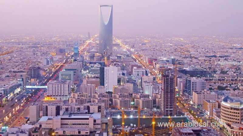 some-companies-in-saudi-arabia-ask-employees-to-work-from-home-saudi