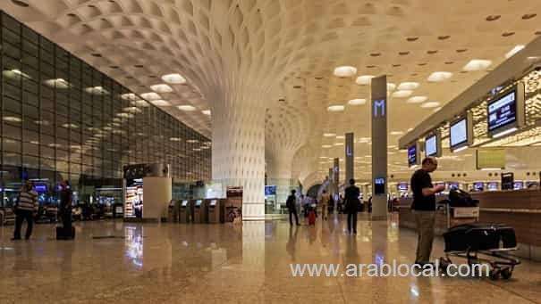 india-suspends-all-international-flights-for-a-week-saudi
