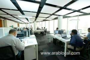 companies-can-reduce-staff-salary-or-grant-them-leave-to-confront-coronavirus_UAE