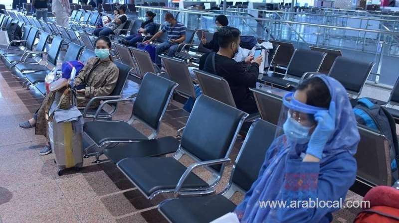 first-flight-carrying-filipino-expats-left-saudi-arabia-for-the-philippines-on-tuesday-night-saudi