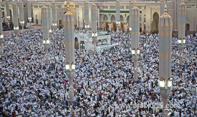 muslims-in-saudi-arabia-start-their-first-day-of-fasting-for-ramadan-saudi