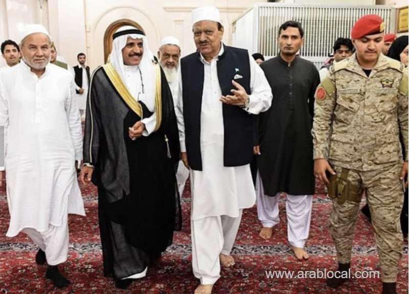 pakistan’s-president-in-saudi-arabia-perform-umrah-saudi