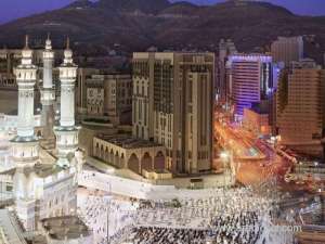 hotels-around-the-grand-mosque-in-makkah-are-fully-booked-for-the-last-10-days_saudi