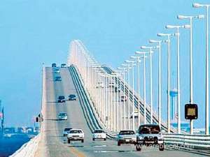 king-fahd-causeway-has-reopened-for-commercial-transit-traffic-from-bahrain-to-saudi-arabia_UAE