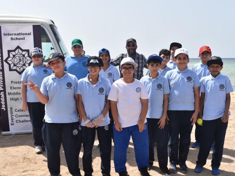 Elementary pupils from Jeddah Private International School lend a hand to clean up Salman beach