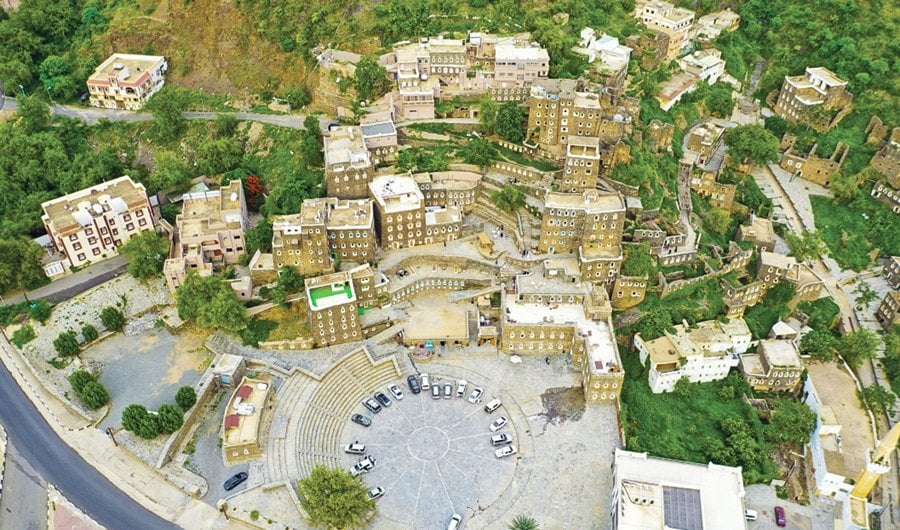 Photographer uses drones to capture tourist treasures